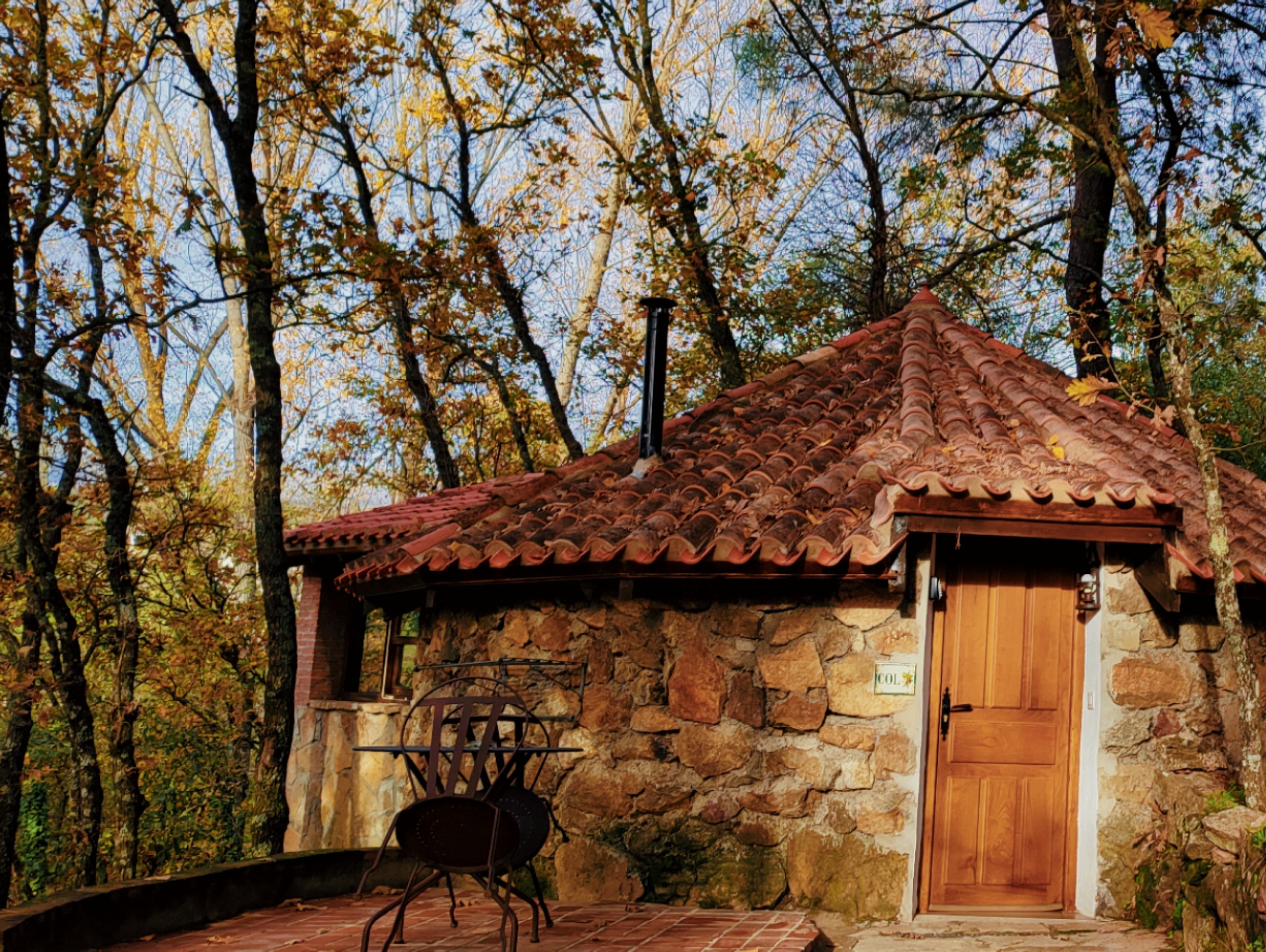 Col Cabin