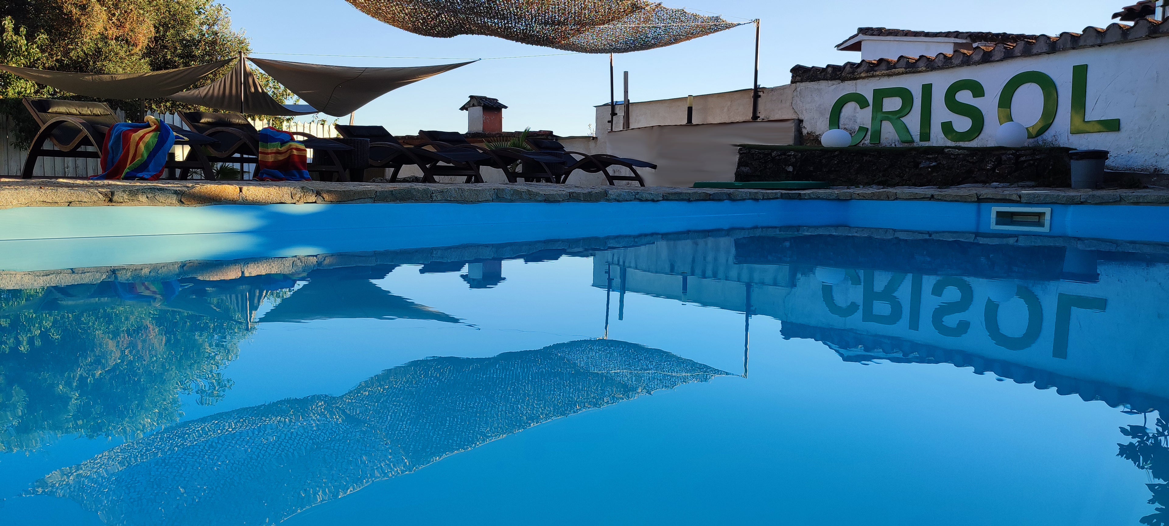 Piscina exterior – Casa  Crisol