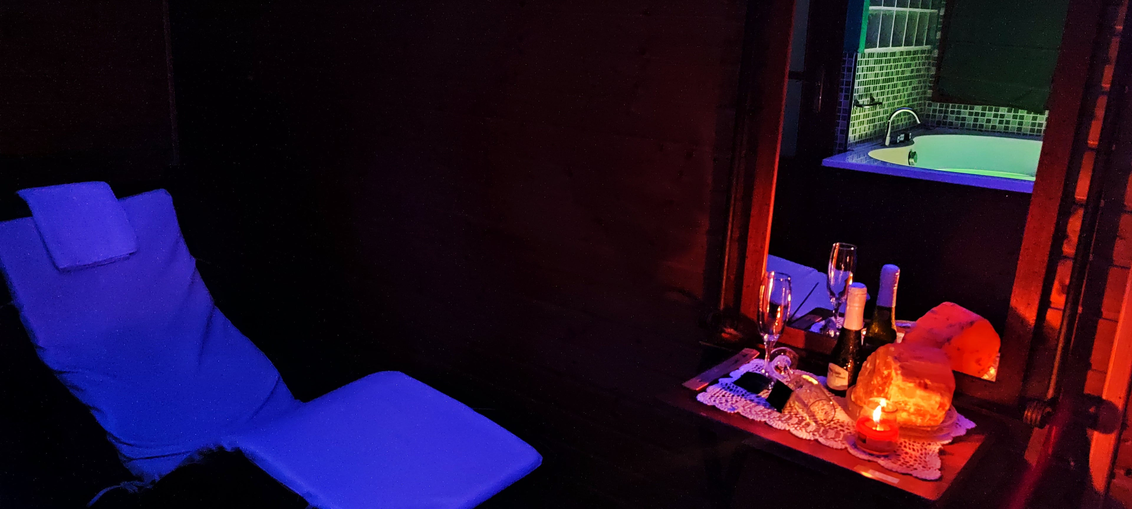Private Spa — Hydromassage, Thermal Shower & Sauna